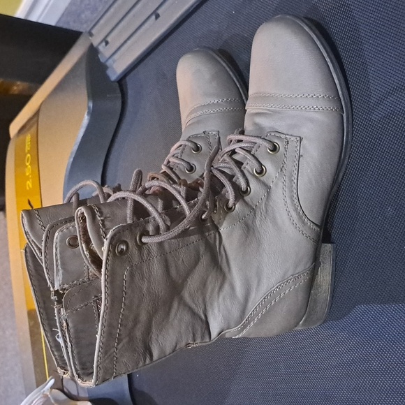 Skechers Women's Starship Trooper Boot Size 8 - Picture 2 of 6